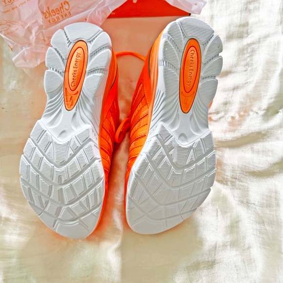TRAINERS, TONY LITTLE CHEEKS ENERGY, LADIES SZ 8.5B, TANGERINE, FABRIC, RUBBER - Picture 7 of 7